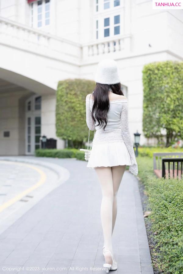王馨瑶  [XiuRen]高清写真图 2023.12.25 No.7863 王馨瑶yanni 女神美腿第10张图片